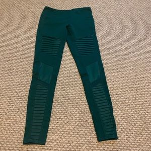 Alo yoga moto legging